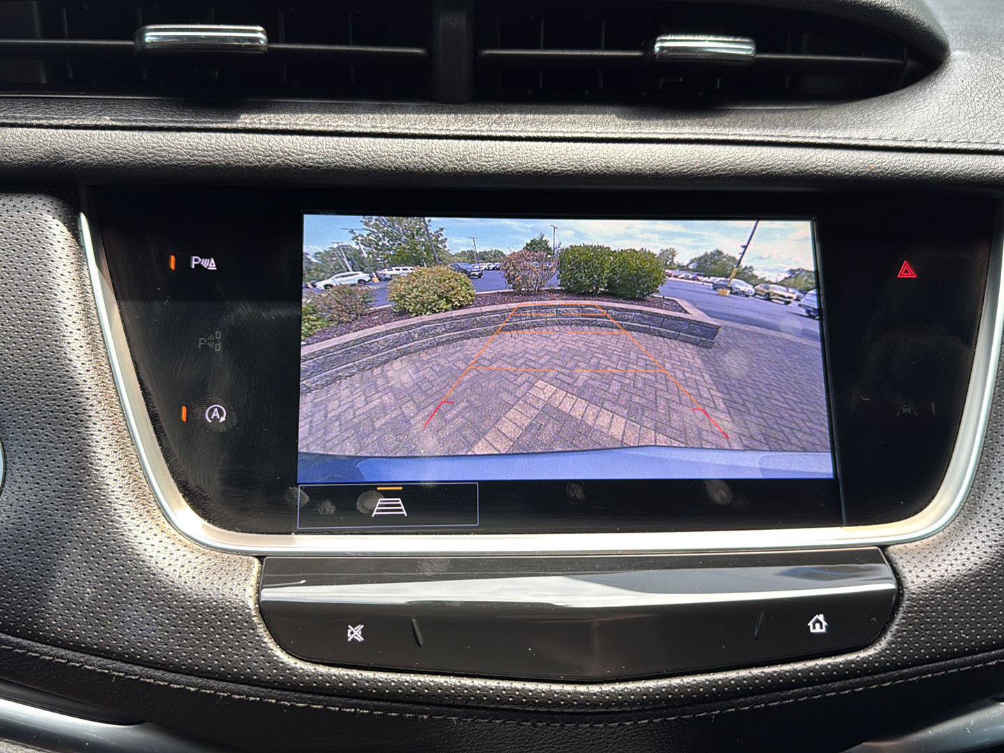 Used 2024 Cadillac XT5 Luxury FWD image 23
