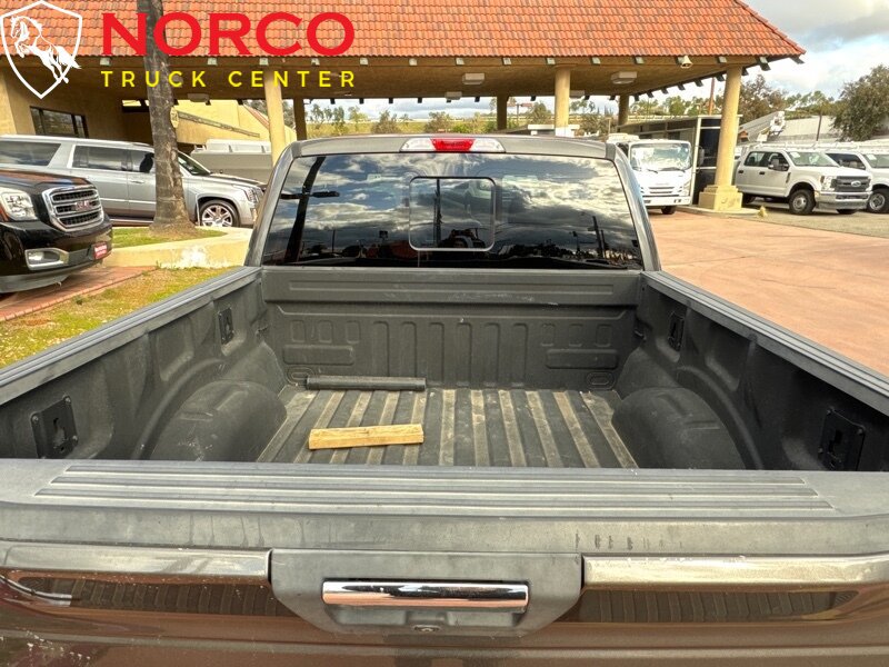 Used 2015 Ford F150 XLT w/ Equipment Group 302A Luxury RWD image 4