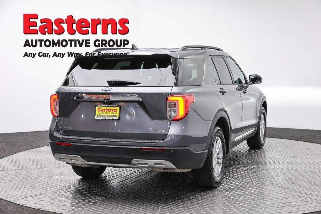Used 2023 Ford Explorer XLT w/ Equipment Group 202A AWD/4WD image 5