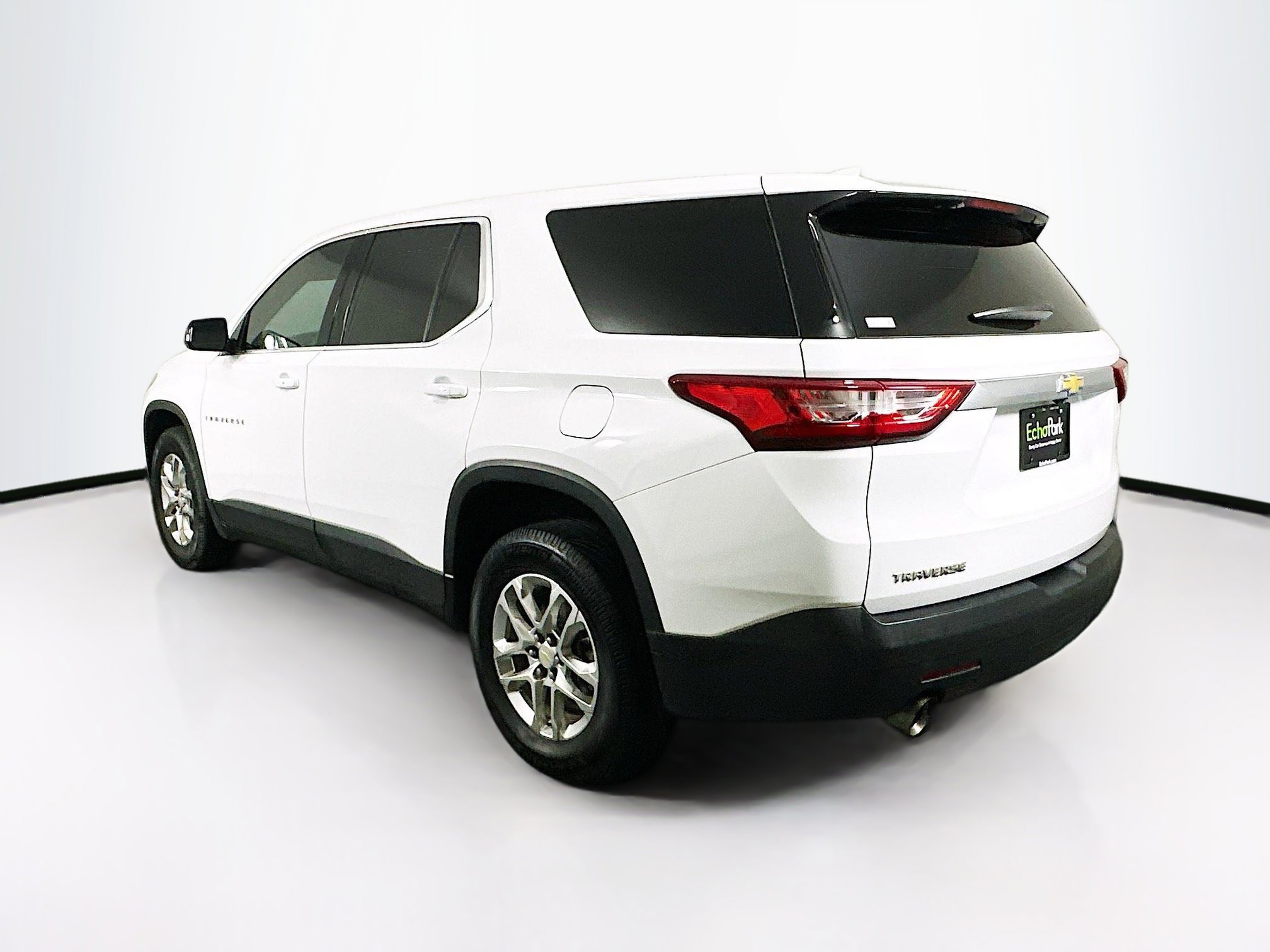 Used 2020 Chevrolet Traverse LS image 5