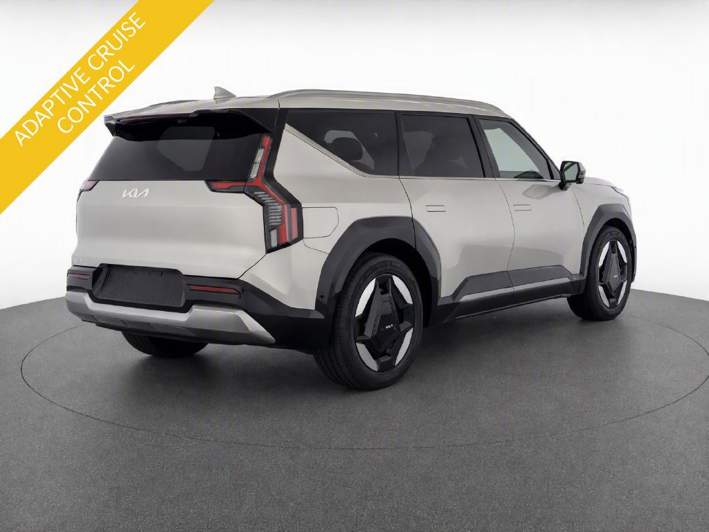 Certified 2024 Kia EV9 Land AWD/4WD image 3
