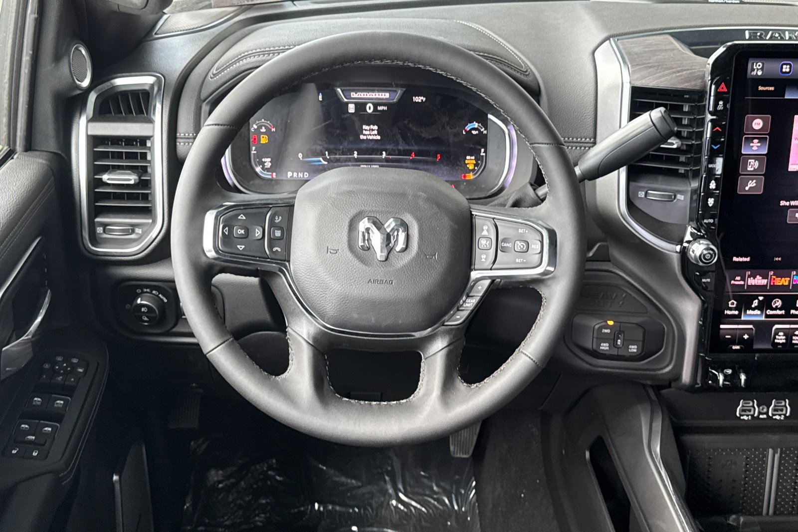 New 2027 RAM 3500 Laramie AWD/4WD image 13