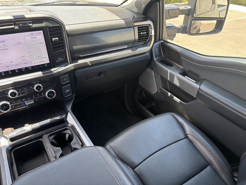 Used 2023 Ford F350 Lariat w/ Sport Appearance Package AWD/4WD image 32