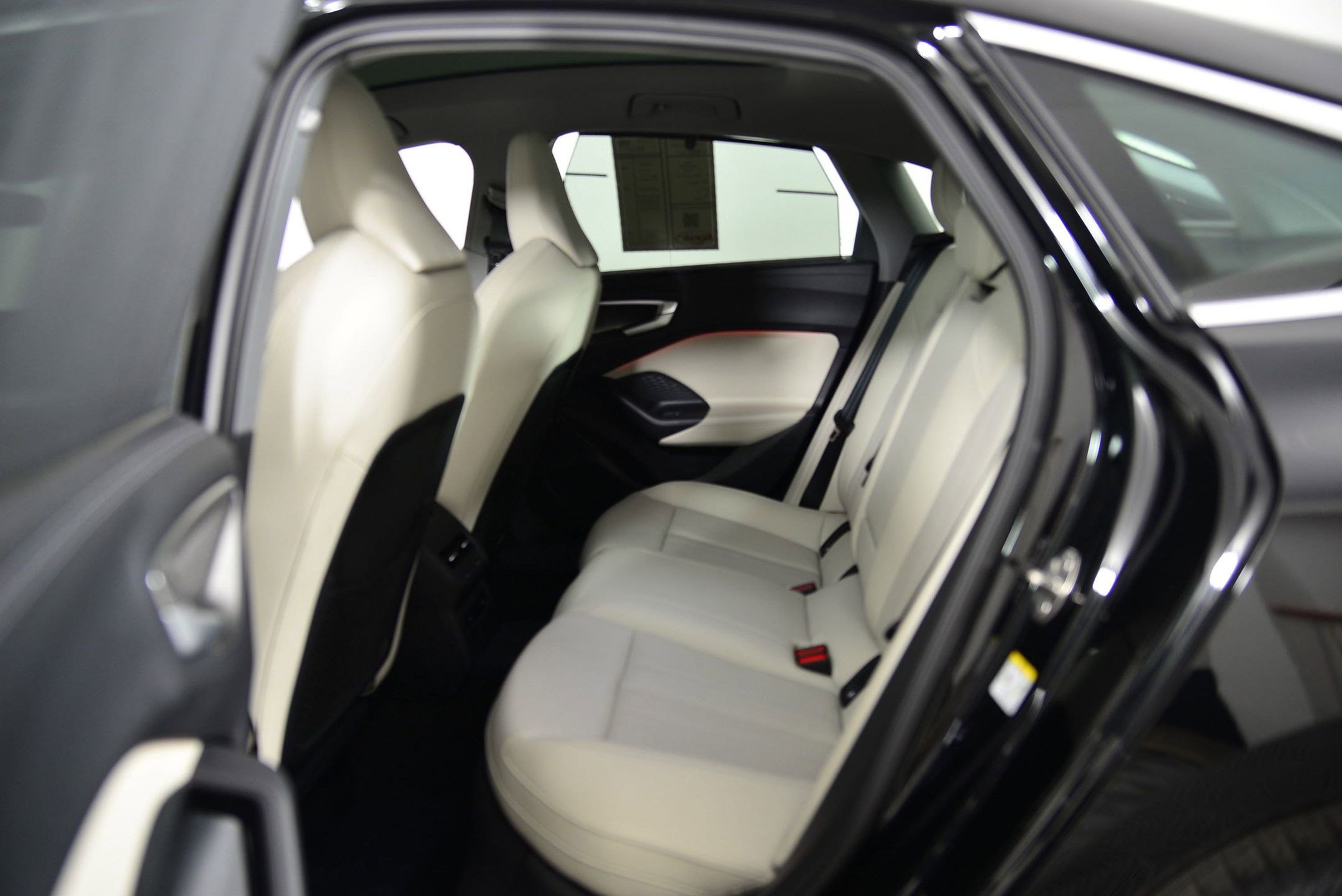 New 2025 Audi A5 2.0T Prestige image 12