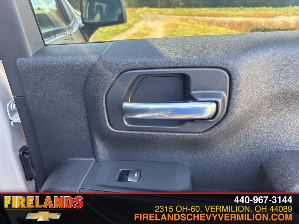 New 2026 Chevrolet Silverado 1500 Custom Trail Boss w/ LPO, Dark Essentials Package image 29