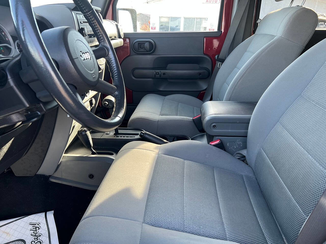 Used 2008 Jeep Wrangler Unlimited Rubicon w/ Dual Top Group image 22