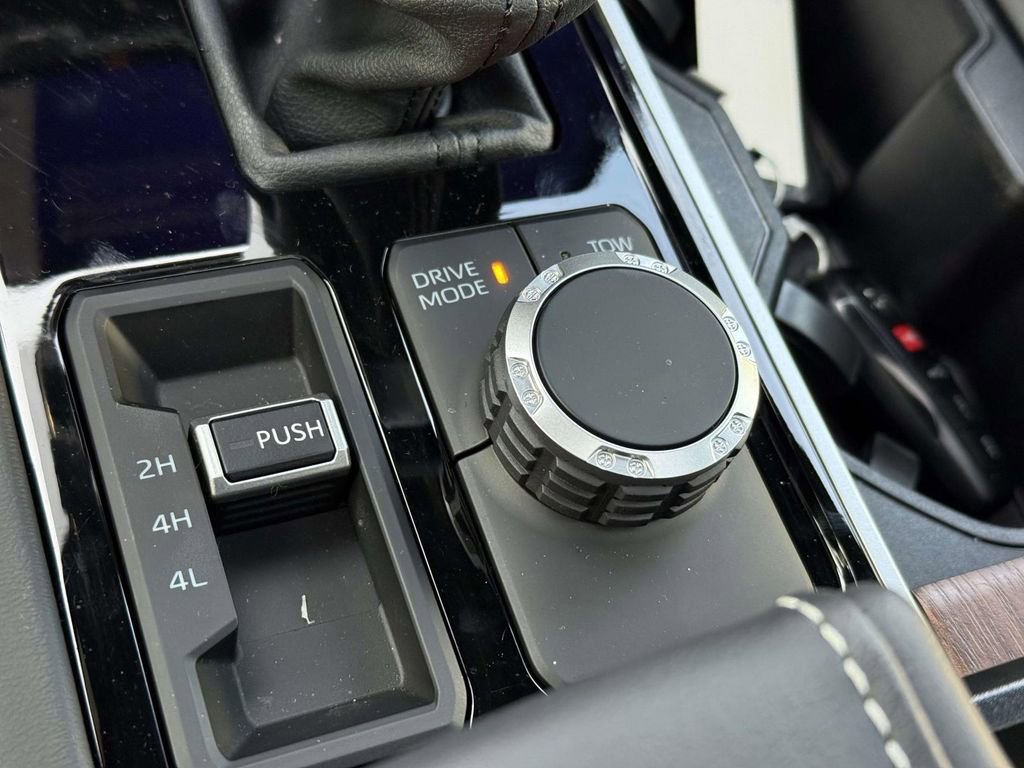 Used 2025 Toyota Sequoia Capstone image 26