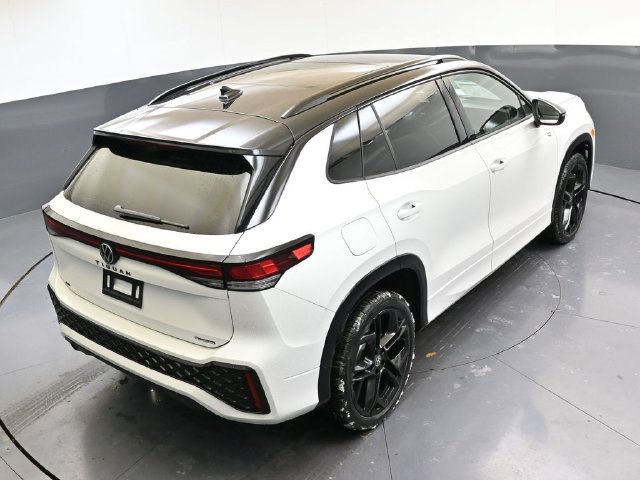 Used 2026 Volkswagen Tiguan SE R-Line AWD/4WD image 41