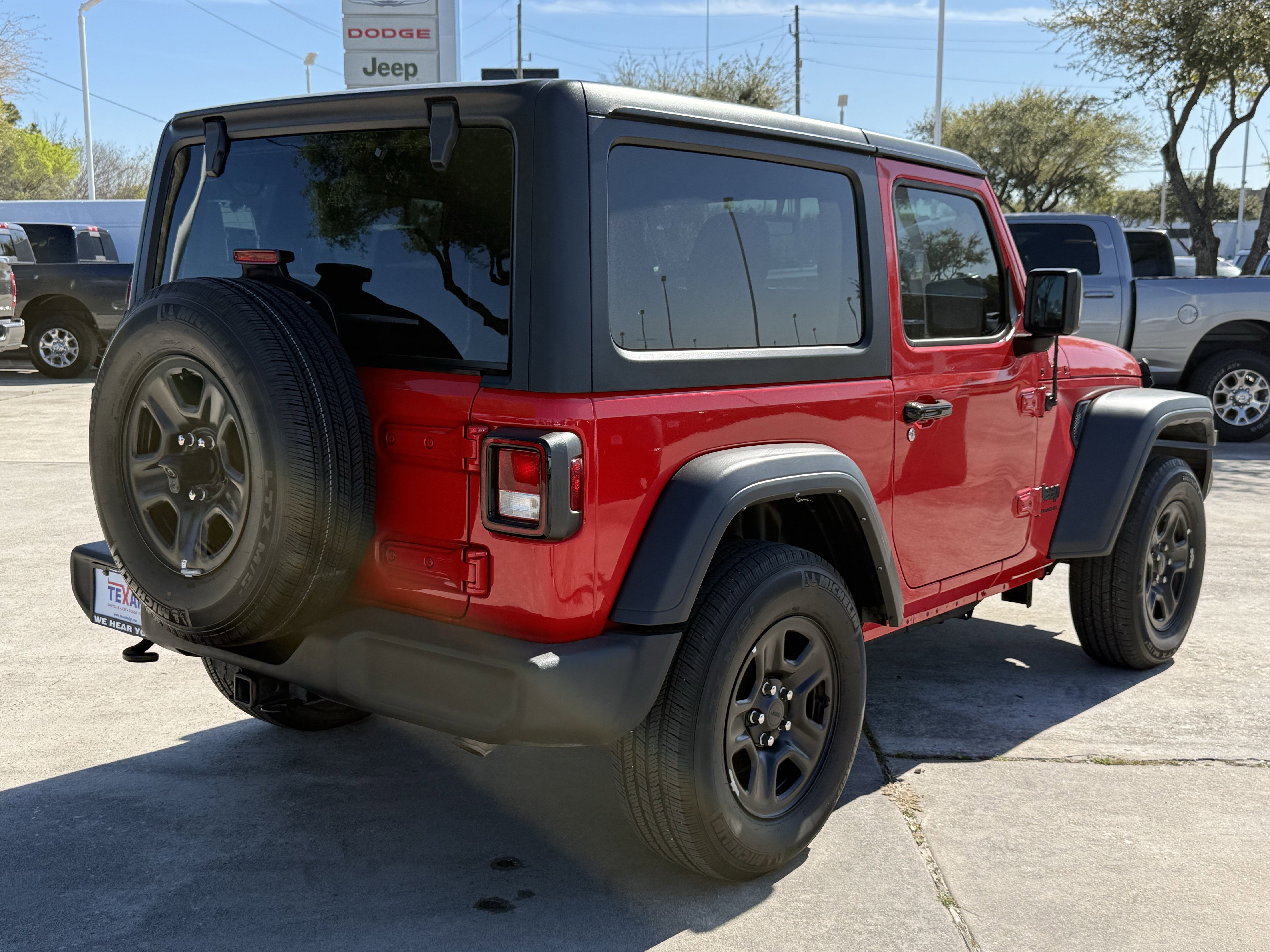 Used 2023 Jeep Wrangler Sport image 5