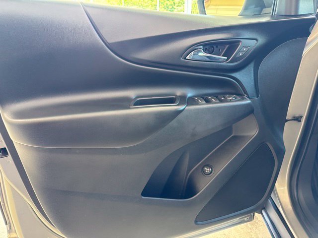 Used 2019 Chevrolet Equinox LT FWD image 12