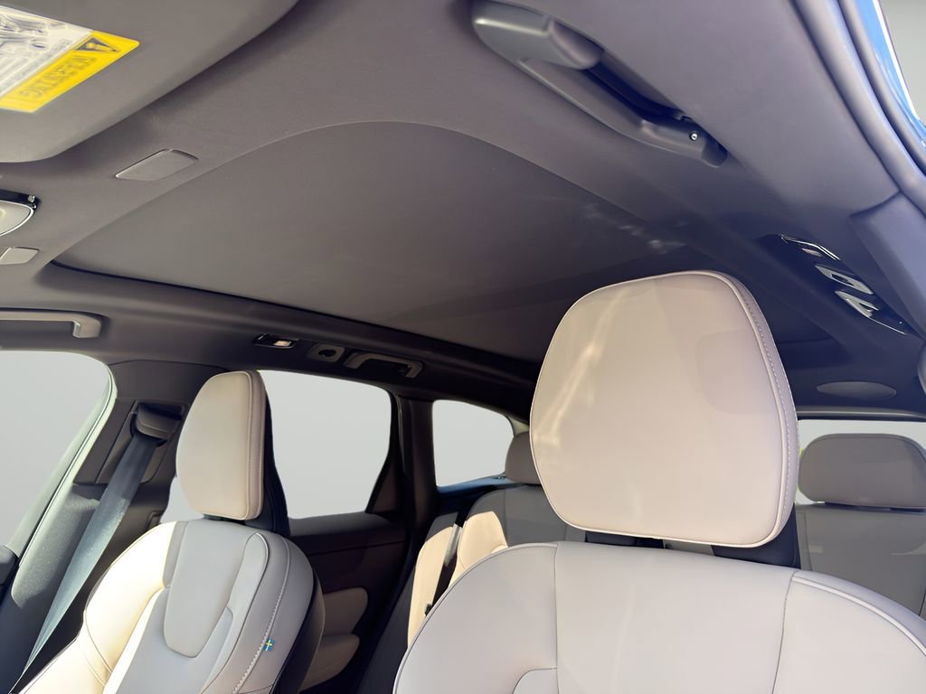 New 2026 Volvo XC60 T8 Plus w/ Protection Package AWD/4WD image 13