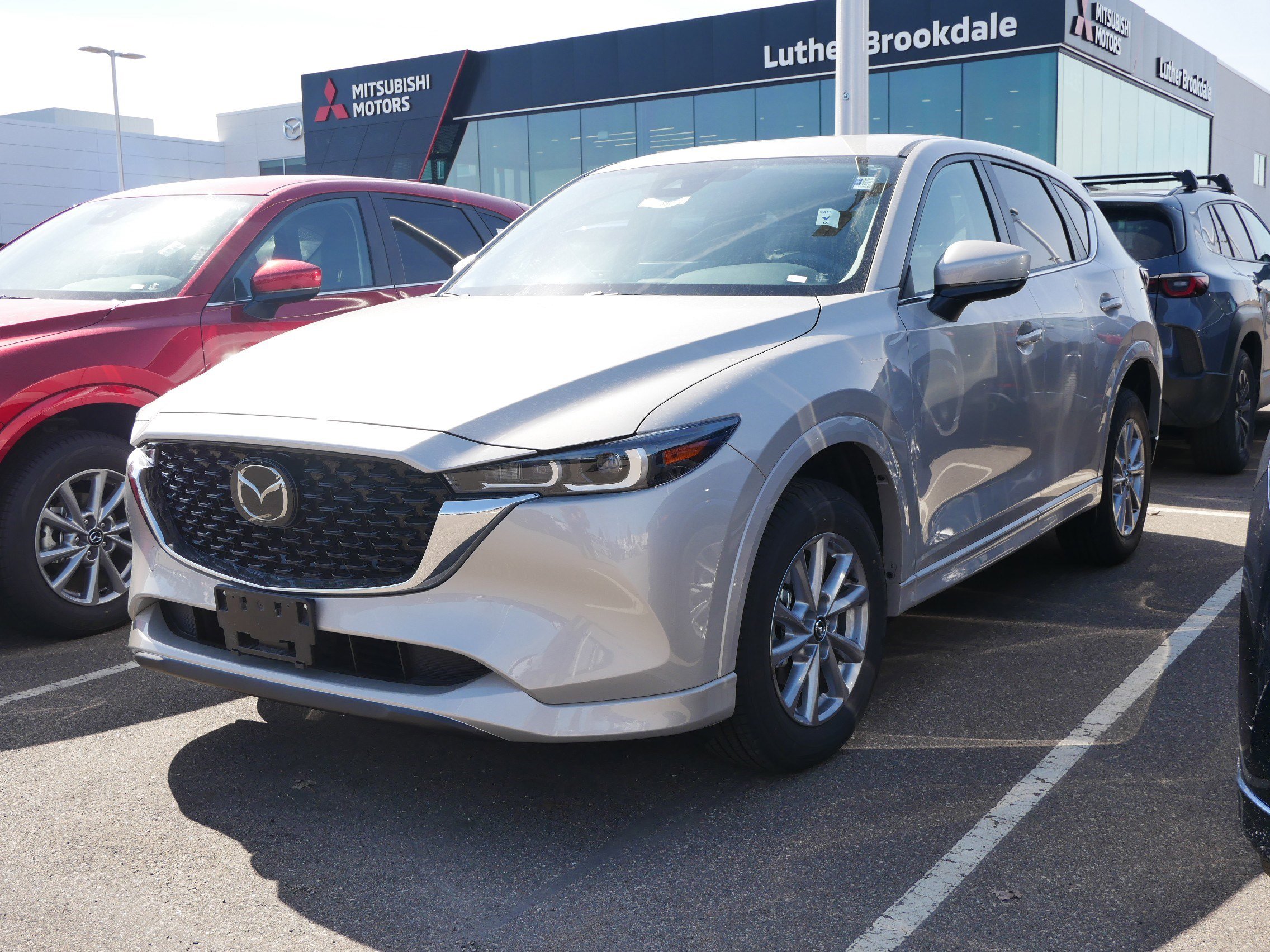 Certified 2025 MAZDA CX-5 AWD 2.5 S w/ Select Package image 3