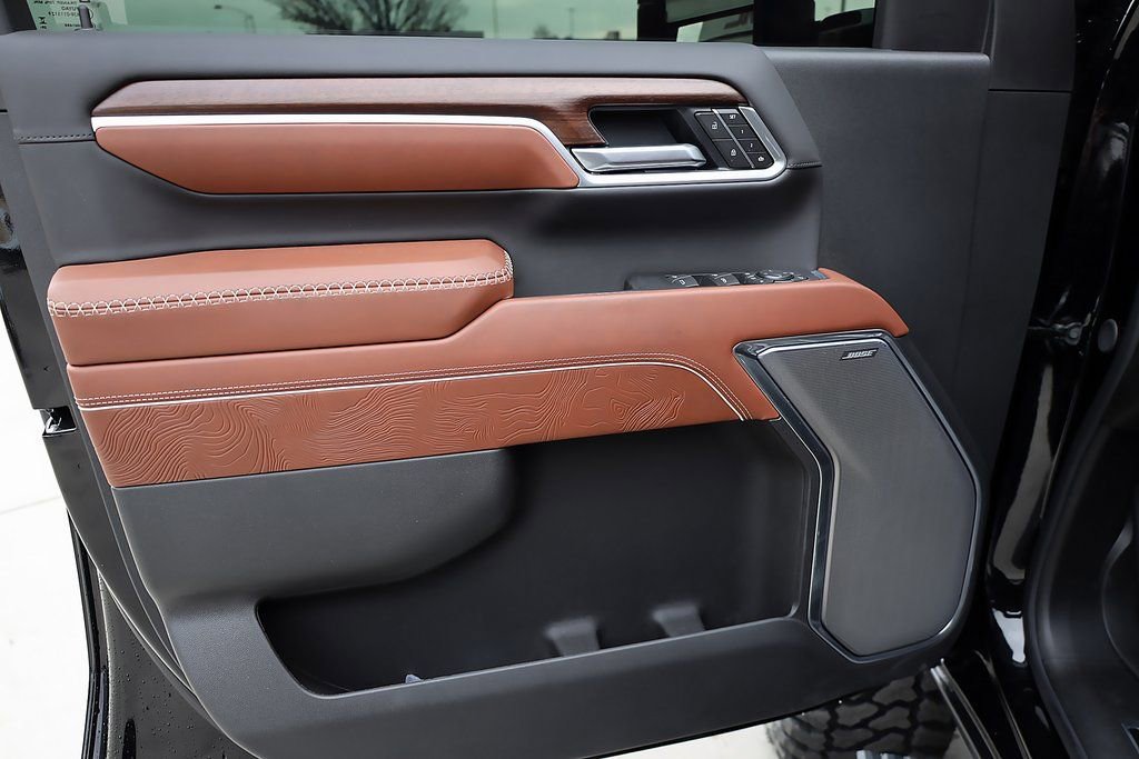 Used 2026 GMC Sierra 3500 Denali Ultimate image 10