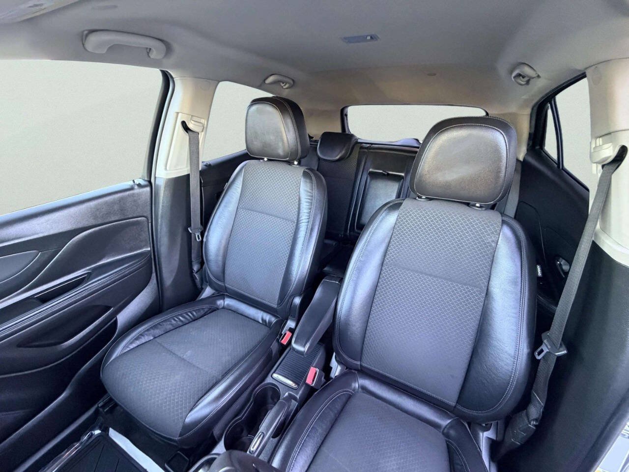 Used 2017 Buick Encore Preferred FWD image 19