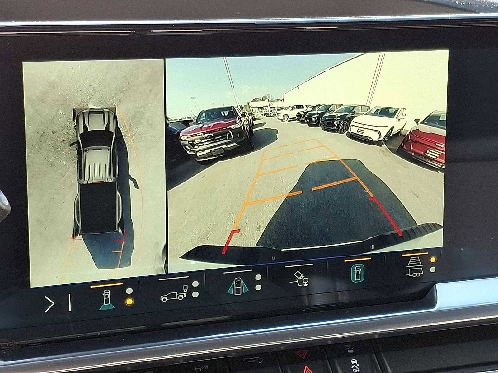 Used 2024 Chevrolet Silverado 3500 LTZ w/ LTZ Convenience Package image 21