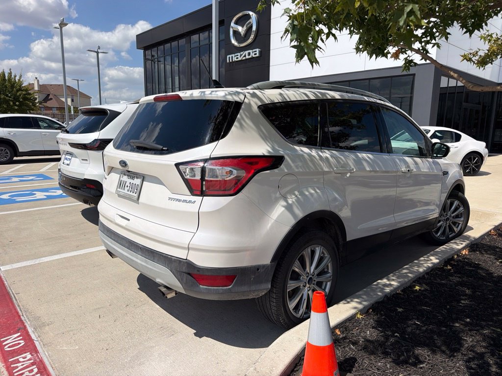 Used 2018 Ford Escape Titanium AWD/4WD image 7