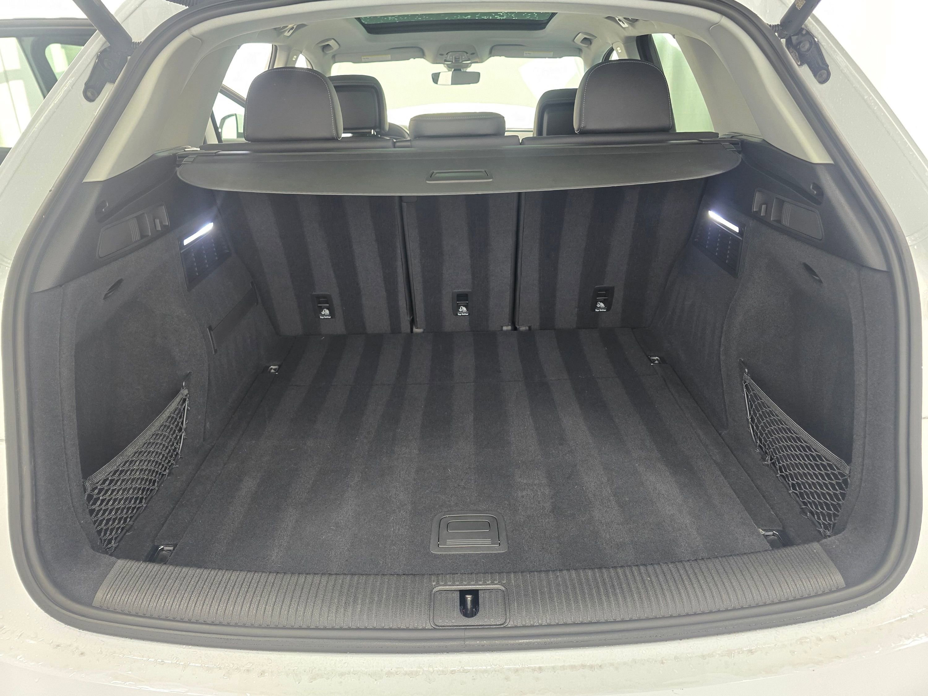 Used 2022 Audi Q5 2.0T Premium w/ Convenience Package image 11