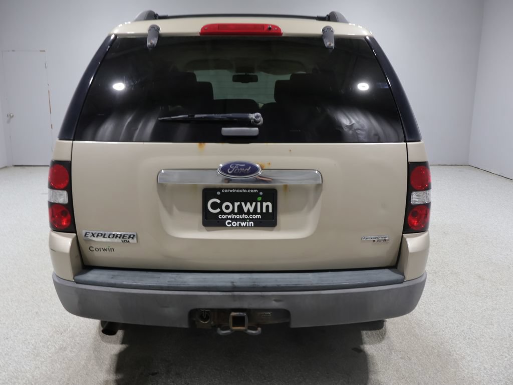 Used 2006 Ford Explorer XLT AWD/4WD image 3