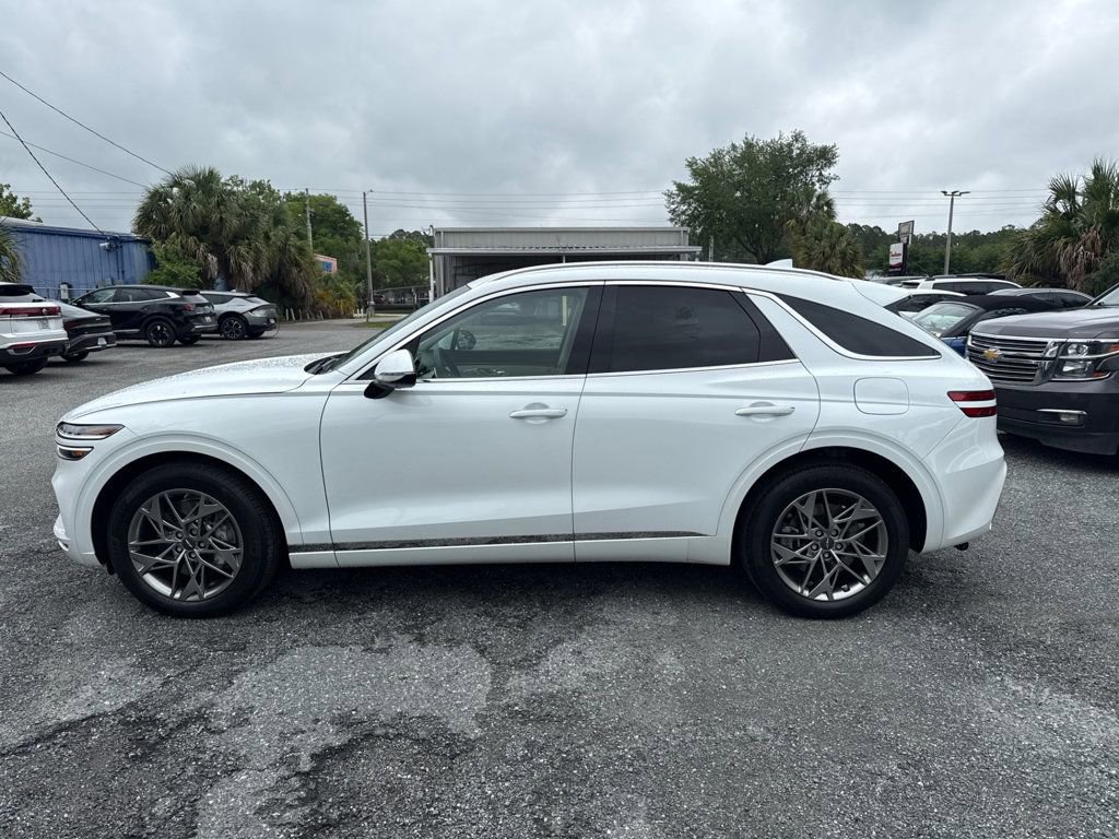 Used 2025 Genesis GV70 2.5T w/ Select Package AWD/4WD image 2