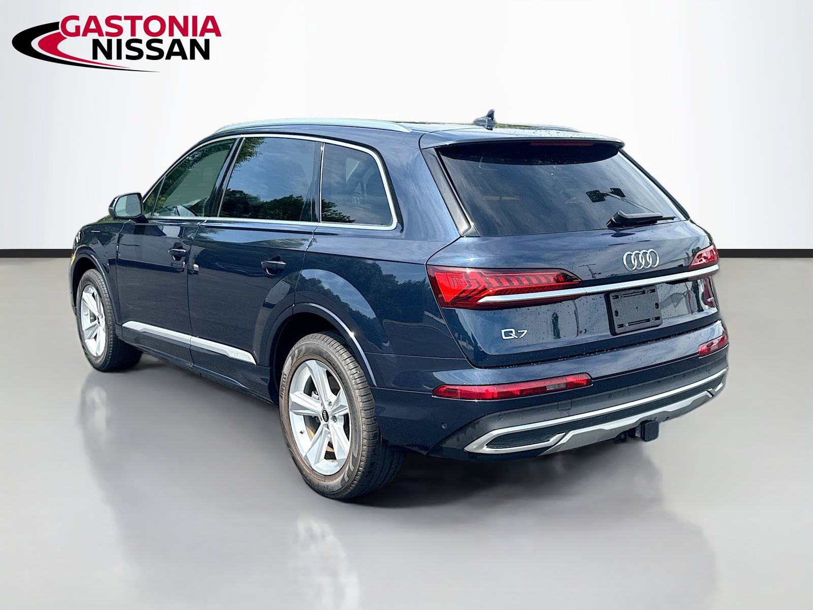 Used 2023 Audi Q7 2.0T Premium Plus w/ Premium Plus Package AWD/4WD image 6