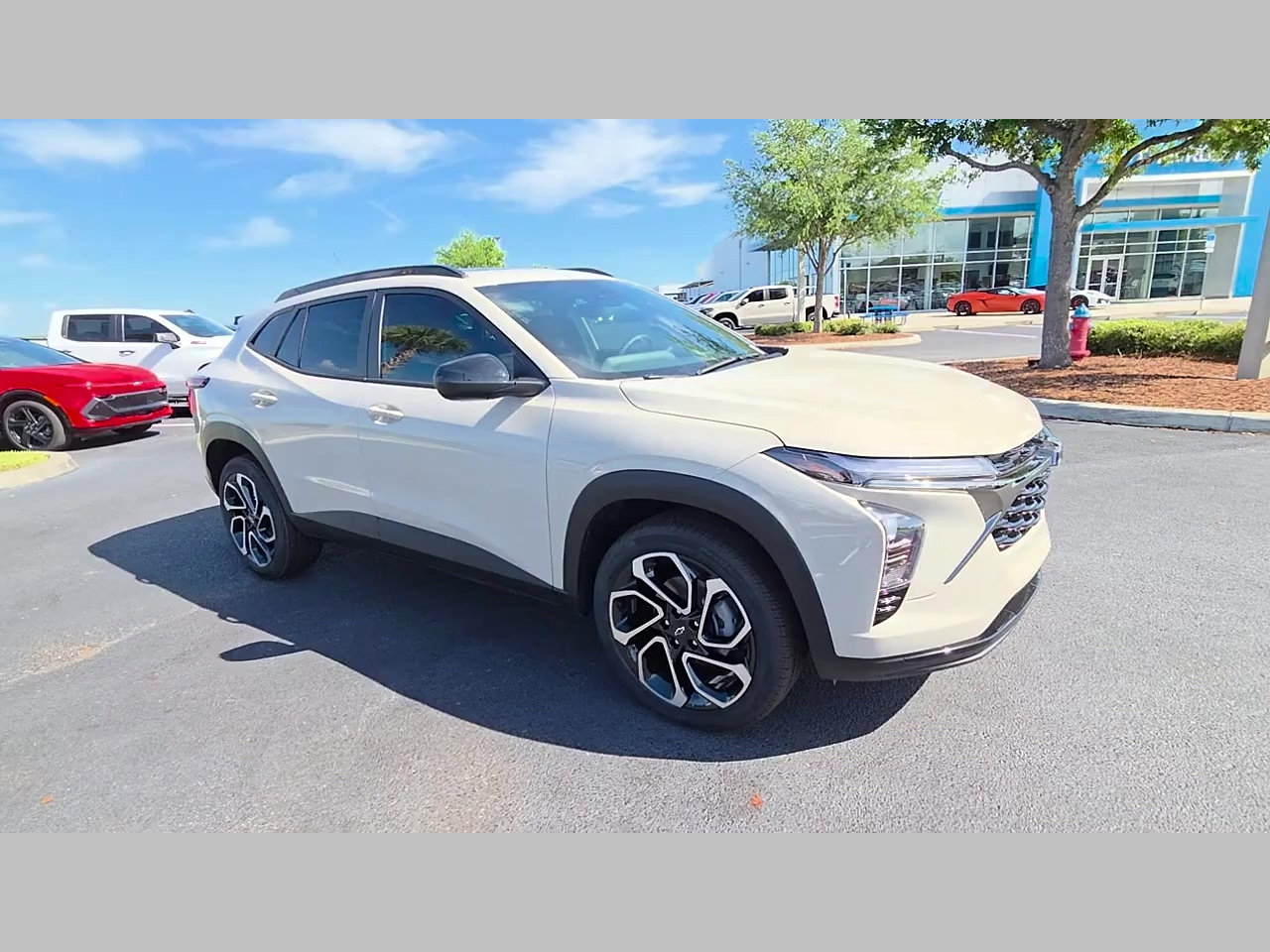 New 2026 Chevrolet Trax RS w/ Sunroof Package image 17