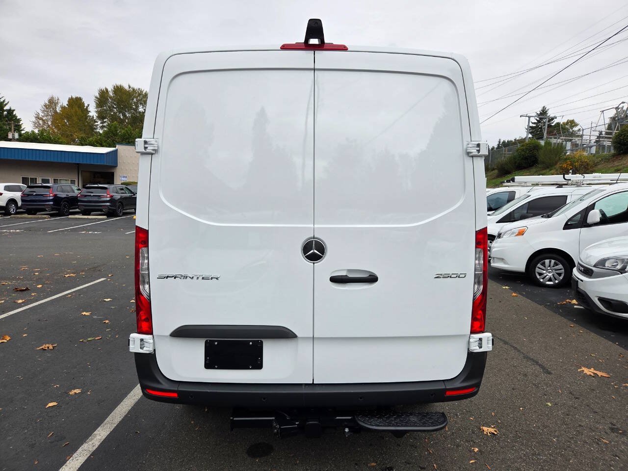 Used 2024 Mercedes-Benz Sprinter 2500 image 6