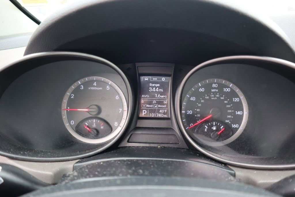 Used 2016 Hyundai Santa Fe Sport w/ Option Group 02 image 17