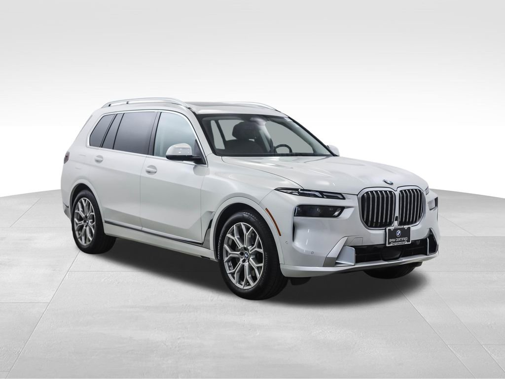 Used 2024 BMW X7 xDrive40i w/ Premium Package image 7
