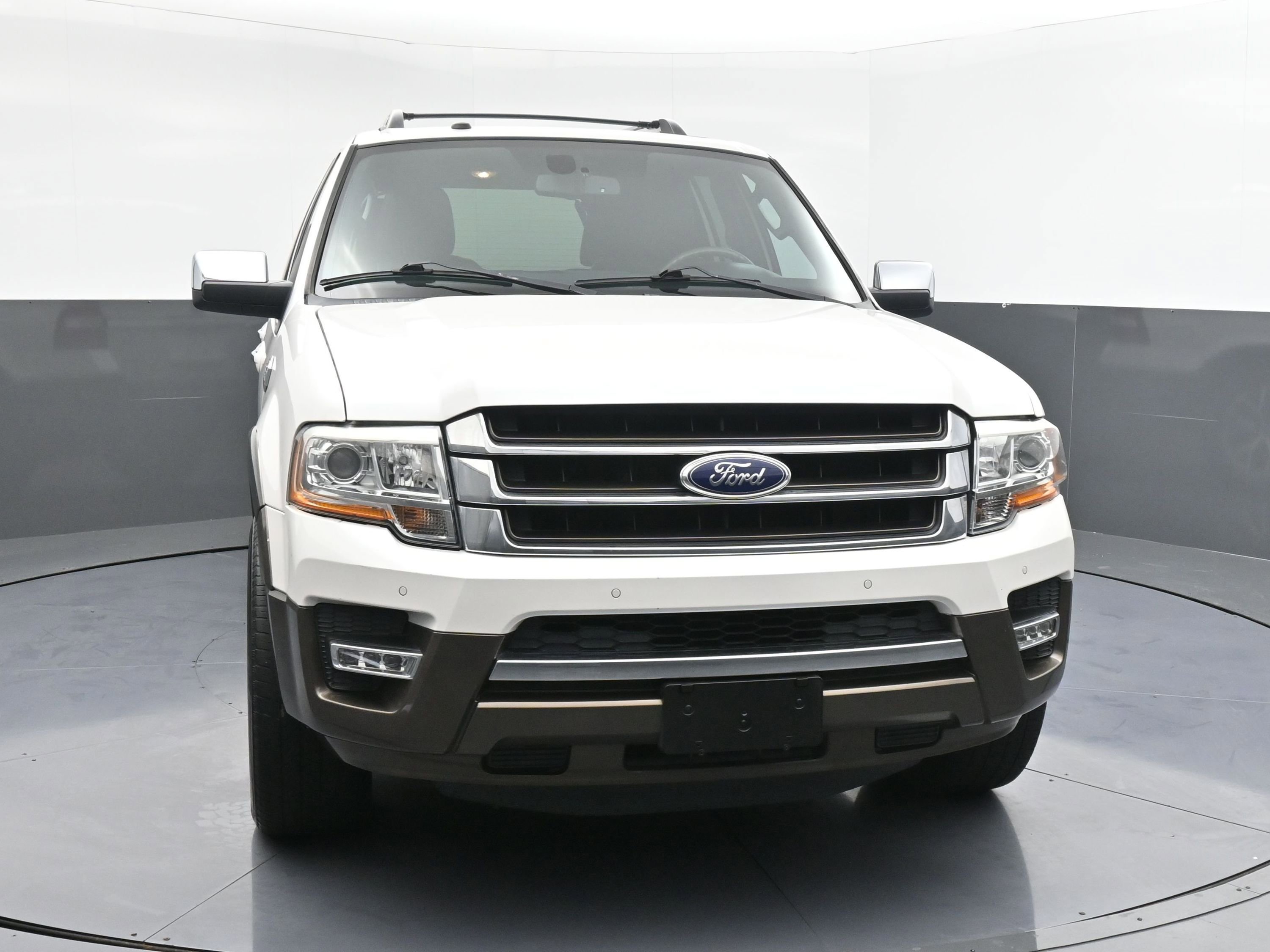 Used 2016 Ford Expedition King Ranch video 2