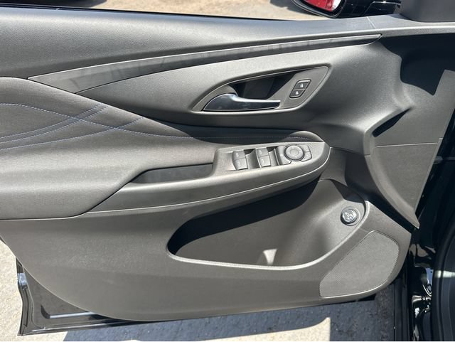 New 2026 Buick Envista Sport Touring w/ Convenience I Package FWD image 5