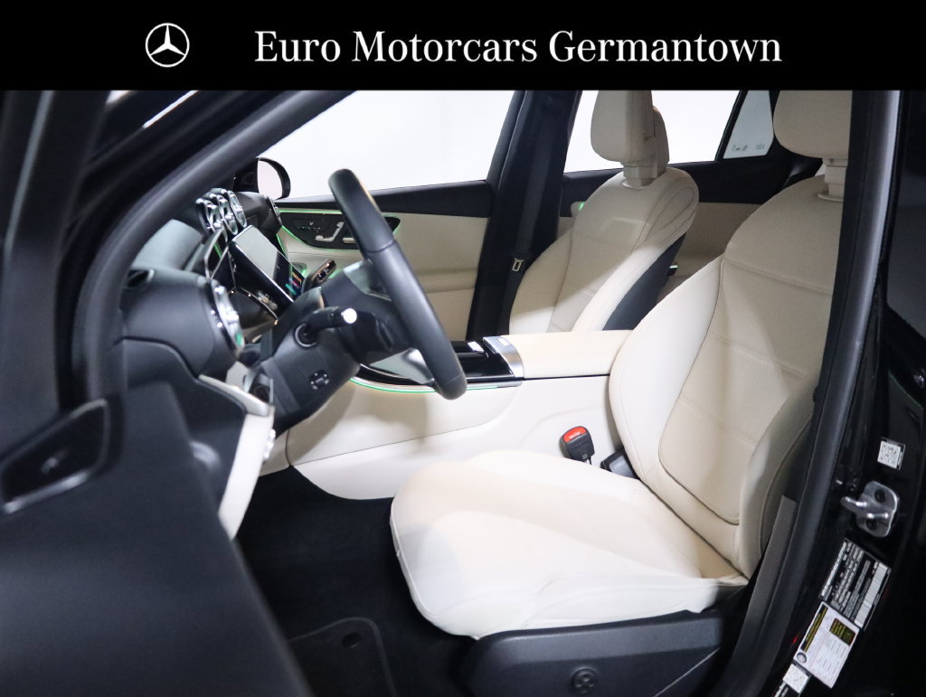 Used 2026 Mercedes-Benz GLC 300 4MATIC image 44
