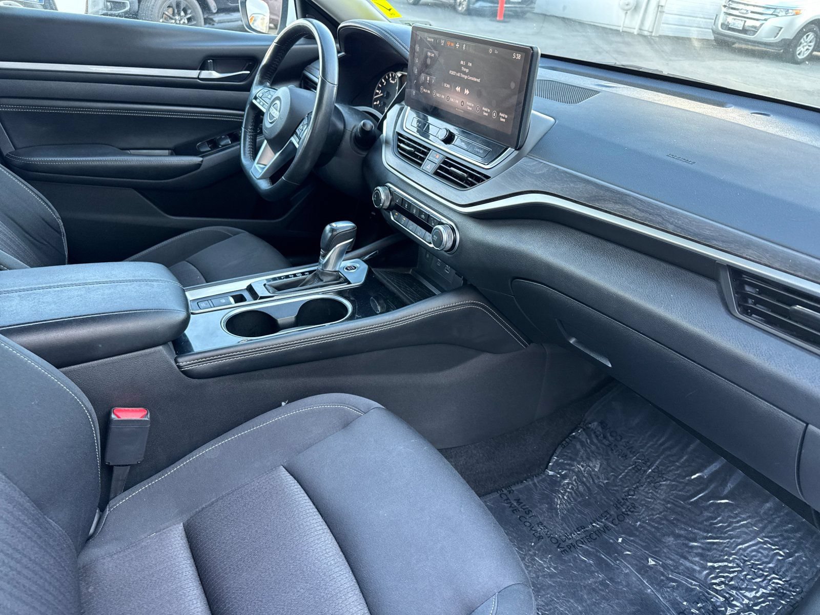 Used 2023 Nissan Altima 2.5 SV w/ SV Premium Package FWD image 15