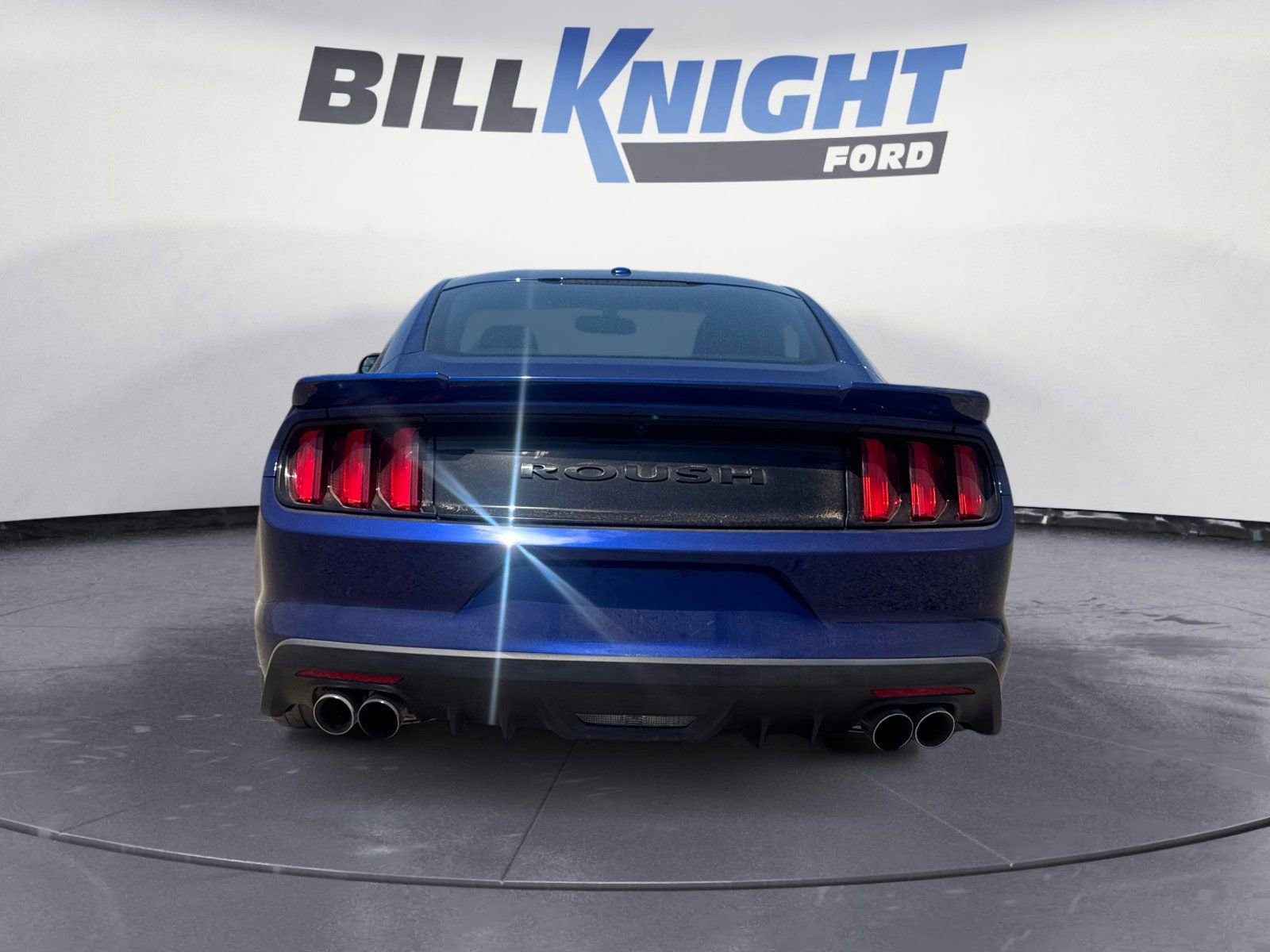 Used 2016 Ford Mustang GT Premium RWD image 4