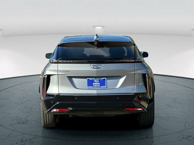 Used 2024 Cadillac Lyriq Luxury RWD image 5