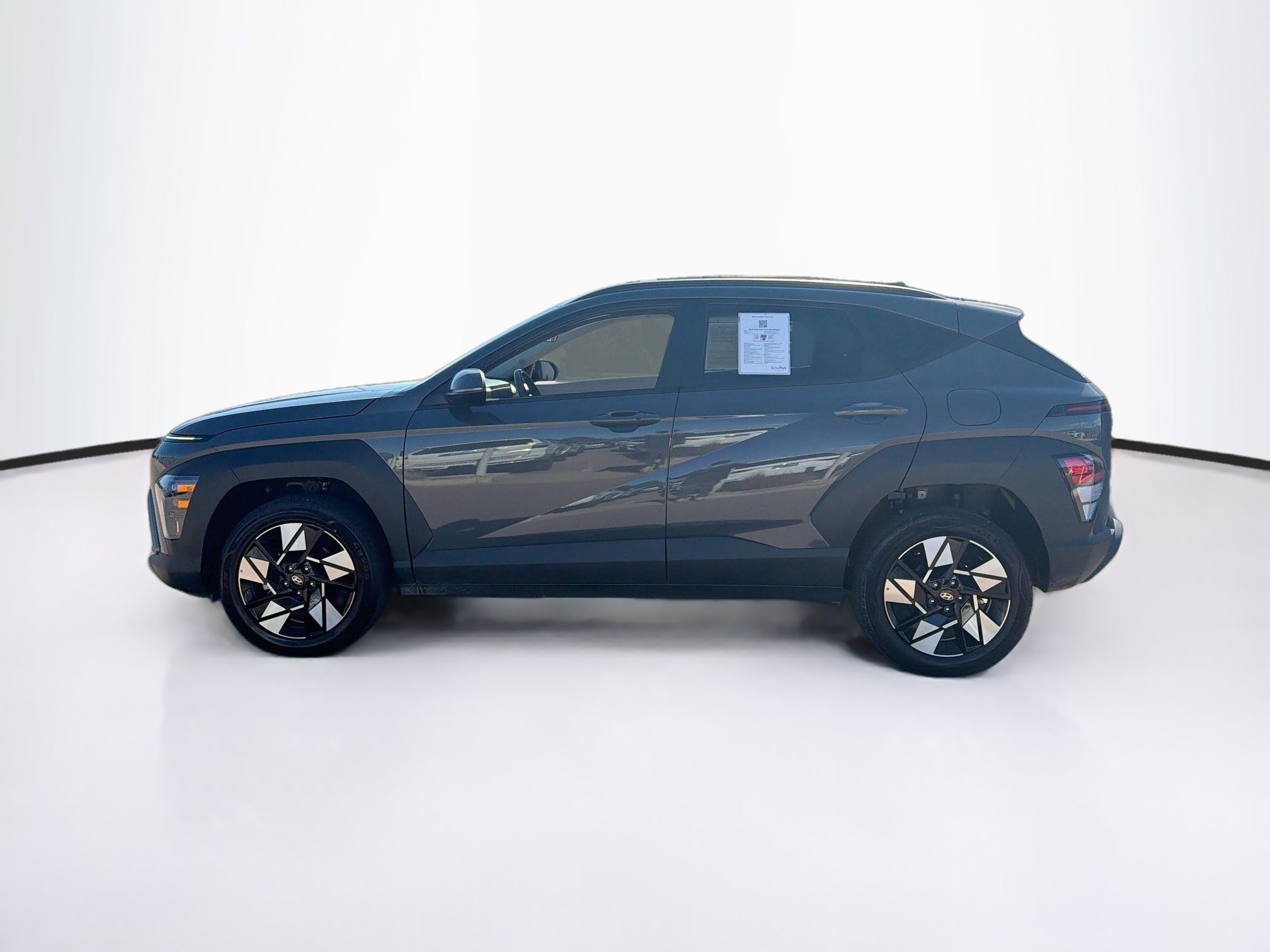 Used 2025 Hyundai Kona SEL AWD/4WD image 4