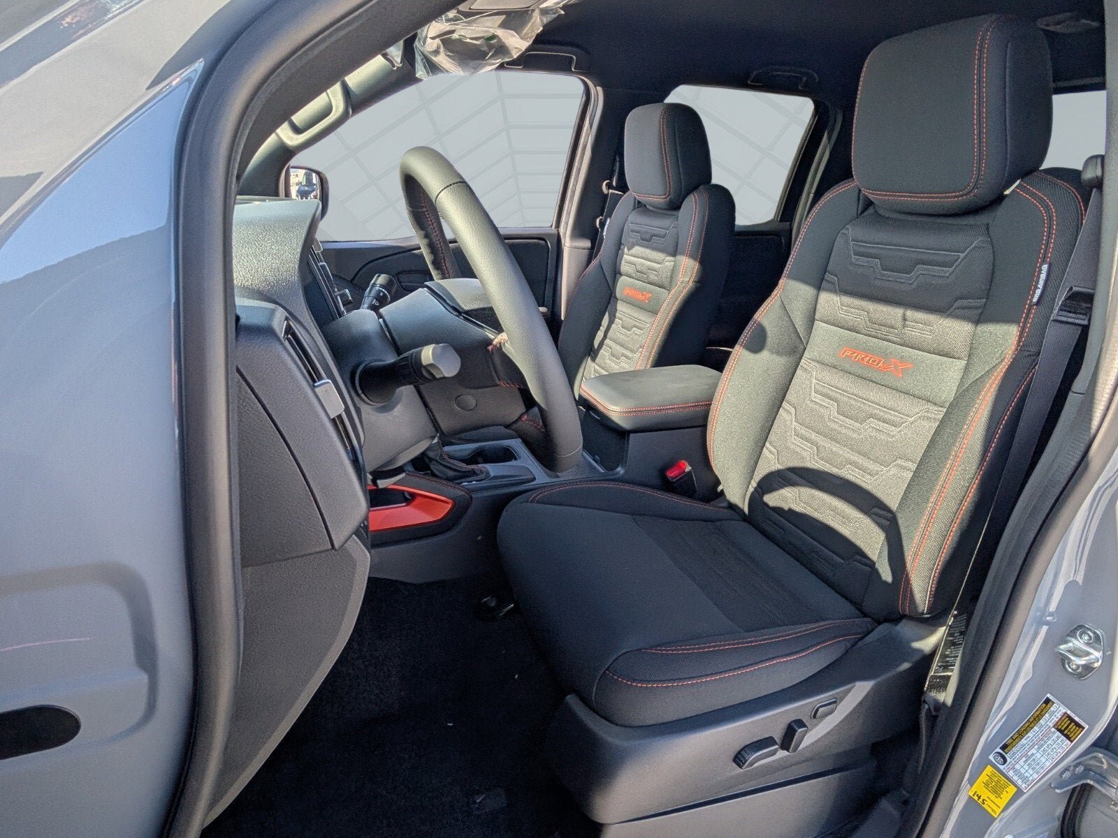 New 2026 Nissan Frontier Pro-X w/ Tow Package RWD image 6
