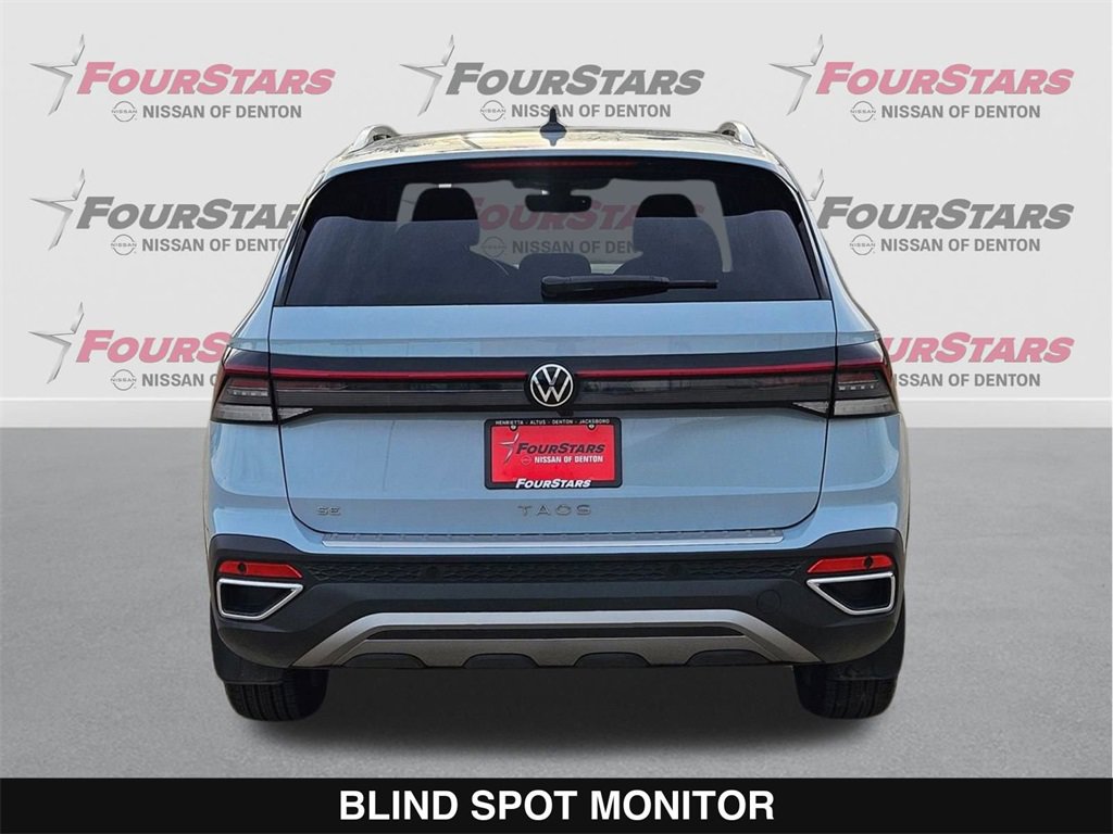 Used 2025 Volkswagen Taos SE image 5