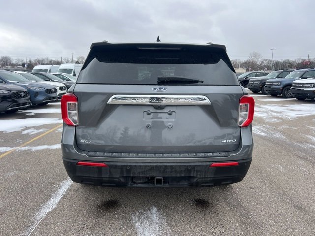 Certified 2023 Ford Explorer XLT w/ Class IV Trailer Tow Package image 5