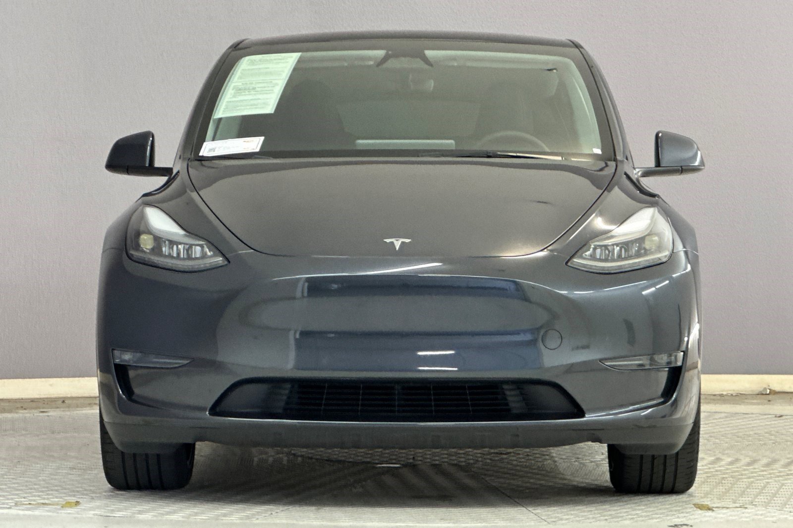 Used 2024 Tesla Model Y Long Range AWD/4WD image 5