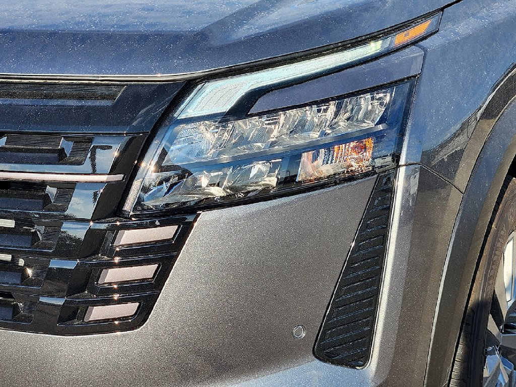 New 2026 Nissan Pathfinder SV w/ Cargo Package FWD image 8