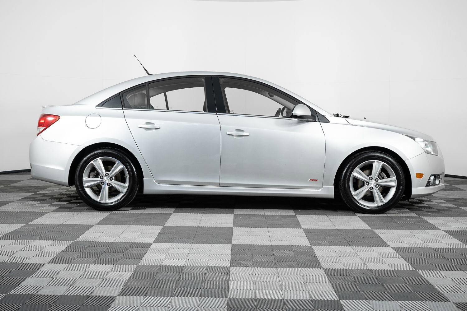 Used 2012 Chevrolet Cruze LT w/ RS Package image 9