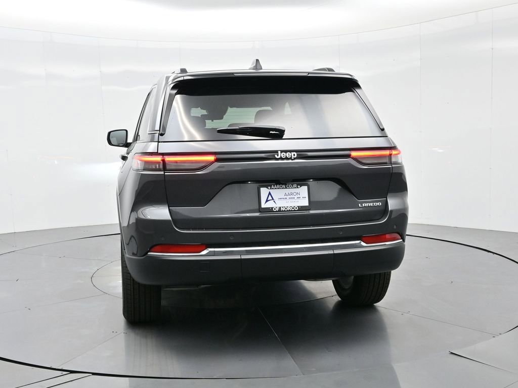 New 2025 Jeep Grand Cherokee Laredo X image 8