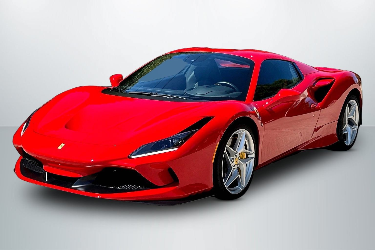 Used 2023 Ferrari F8 Spider RWD image 3