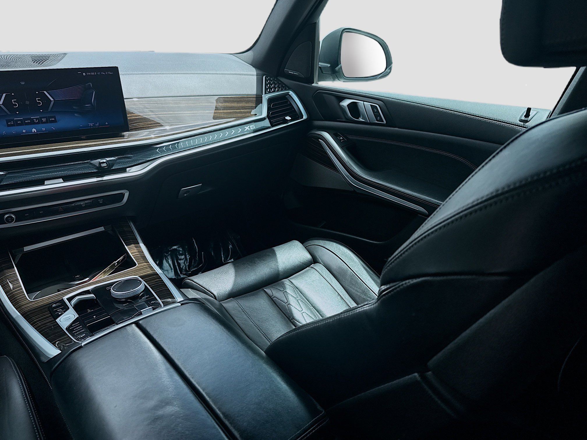Used 2025 BMW X5 xDrive50e image 19