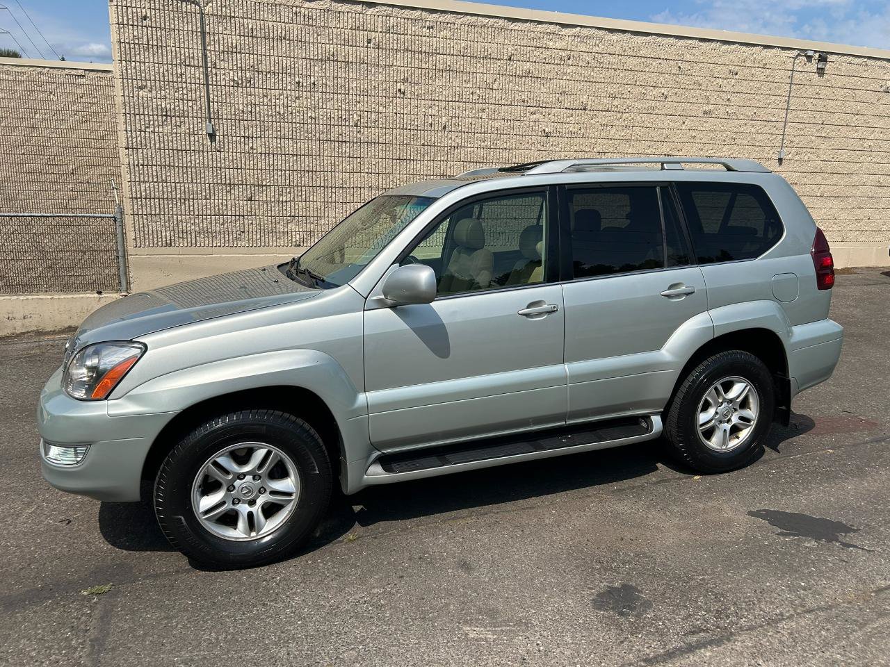 Used 2003 Lexus GX 470 AWD/4WD image 8