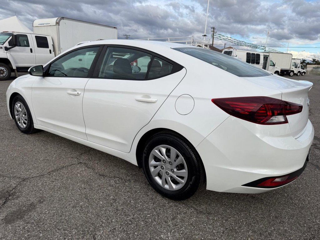 Used 2019 Hyundai Elantra SE w/ Cargo Package image 9