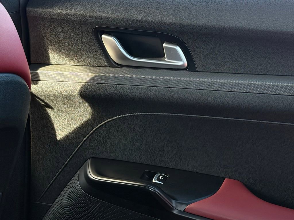 Used 2023 Kia K5 GT-Line image 46