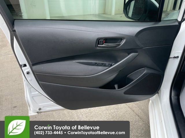 Used 2025 Toyota Corolla LE image 10