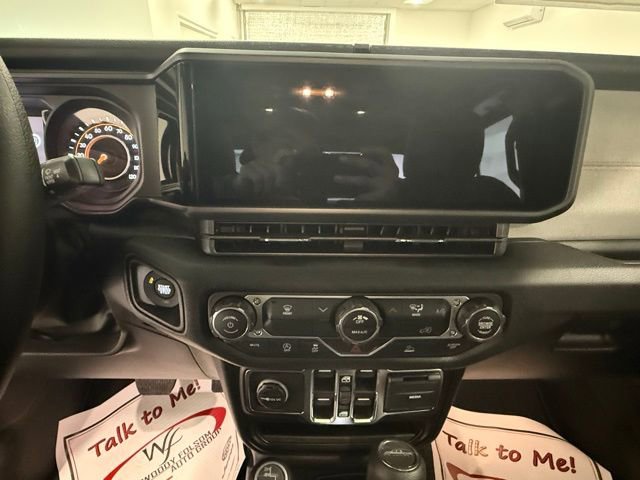 New 2026 Jeep Gladiator Sport AWD/4WD image 13