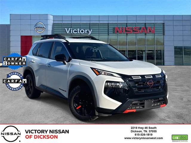 Used 2025 Nissan Rogue SV image 1